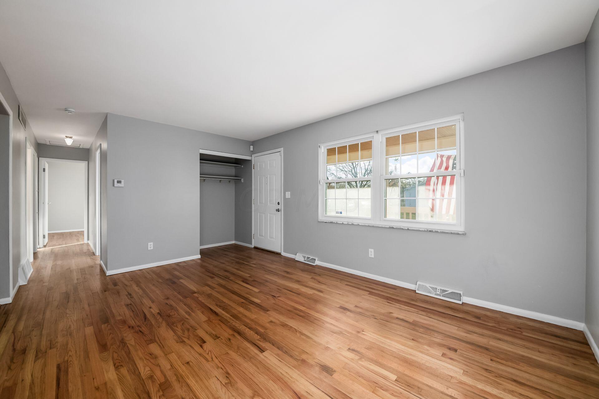 6198 Faircrest Road Columbus, OH 43229 - Photo 2 of 38 008_2c_L 6198 Faircrest Rd008