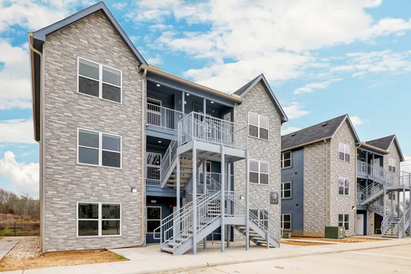 $1,400 | 155 Plez Morgan, Unit 8C, Montgomery, TX 77356