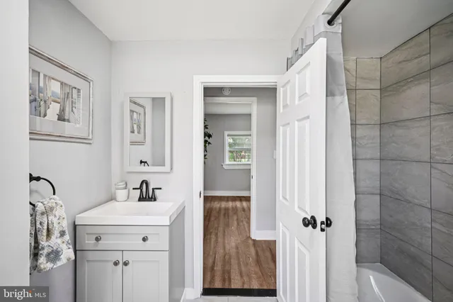 $315,000 | 608 Milmont Avenue, Folsom, PA 19033