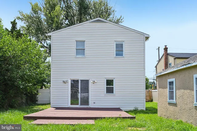 $315,000 | 608 Milmont Avenue, Folsom, PA 19033