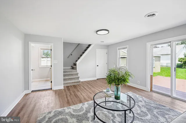 $315,000 | 608 Milmont Avenue, Folsom, PA 19033