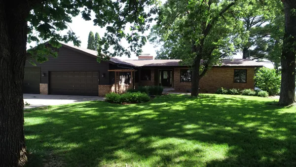 $925,000 | 725 Bradford Avenue, Champlin, MN 55316