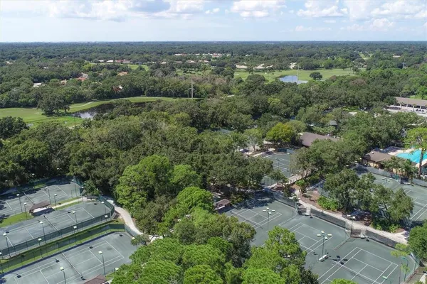 $2,200 | 4767 Winslow Beacon, Unit 25, Sarasota, FL 34235