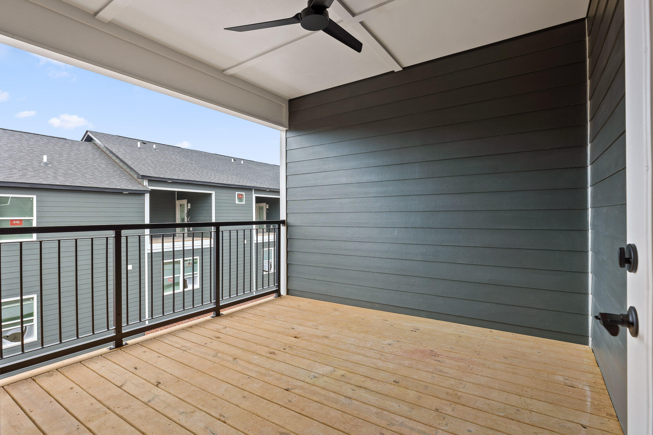 699 Bespoke Way, Unit 26 Chattanooga, TN 37403 - Photo 4 of 13 671 Bespoke-16