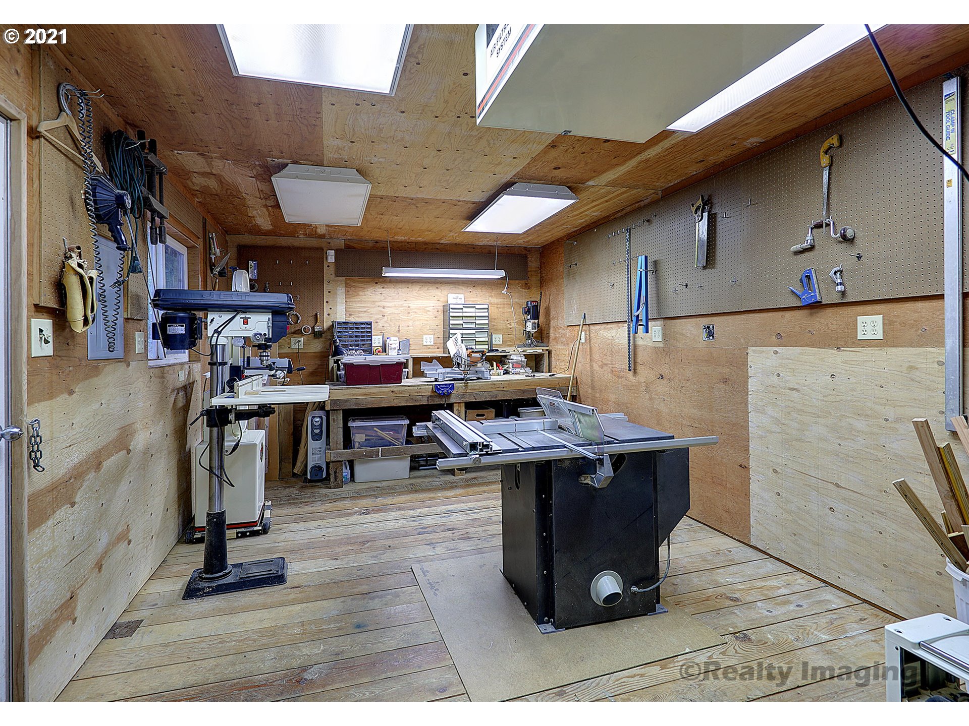 22295 Southwest Jaquith Road Newberg, OR 97132 - Photo 25 of 31 Gallery Image 25