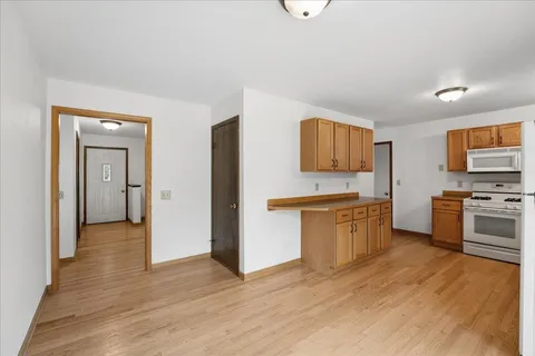 $430,000 | 1606 Frisch Road, Madison, WI 53711