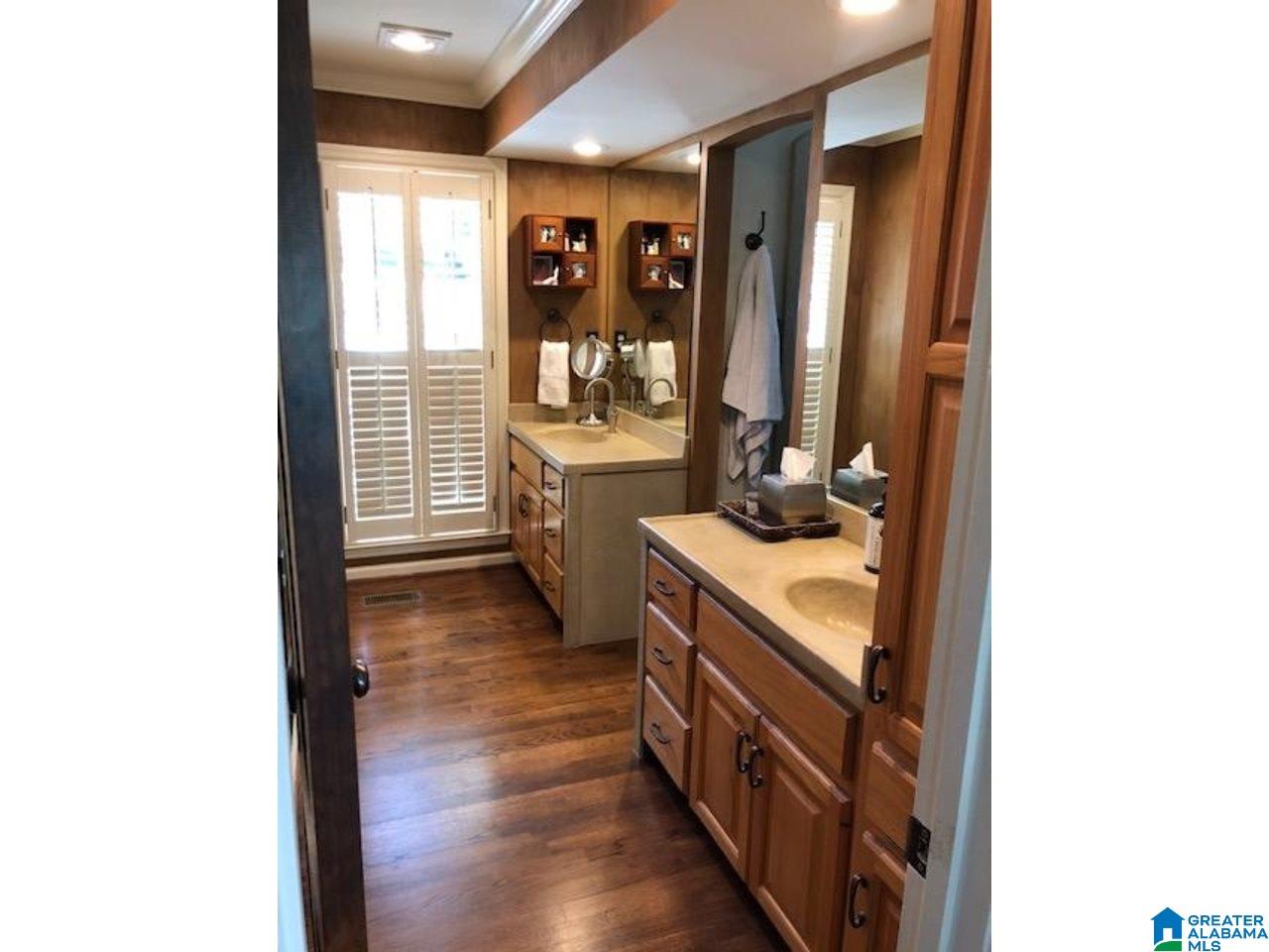 2548 Dolly Ridge Road Vestavia Hills, AL 35243 - Photo 16 of 25