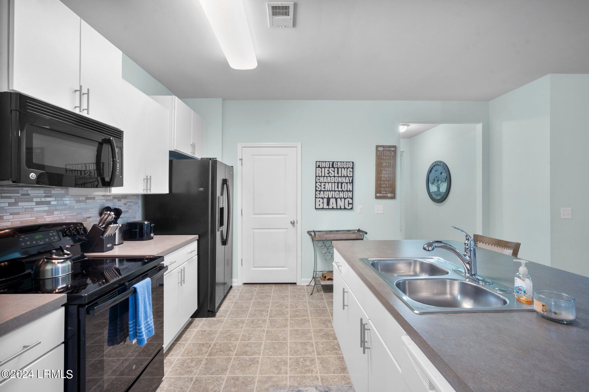 5 Reeds Road Beaufort, SC 29907 - Photo 11 of 34 16-web-or-mls-DSC08709