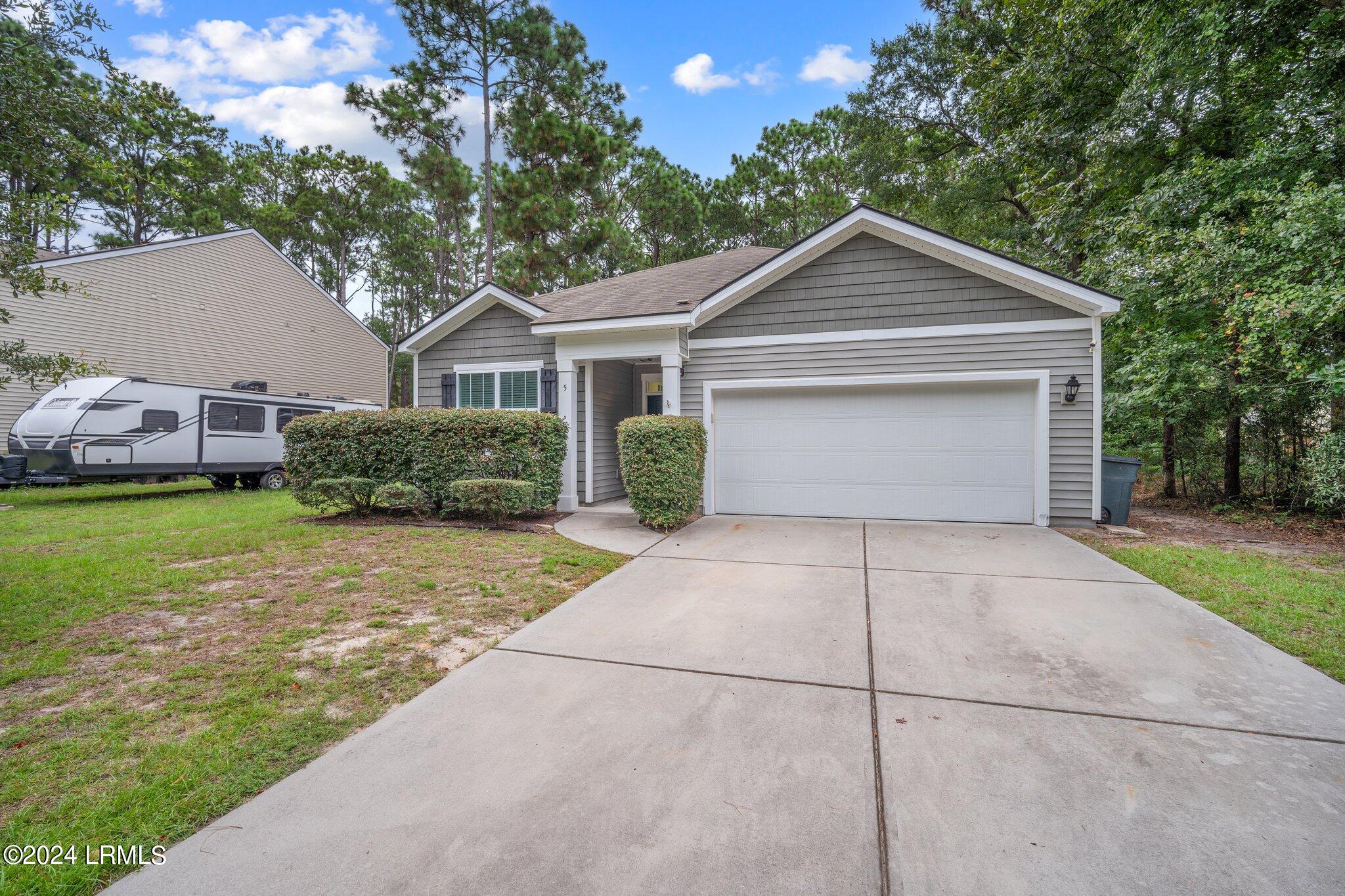 5 Reeds Road Beaufort, SC 29907 - Photo 2 of 34 3-web-or-mls-DSC08643