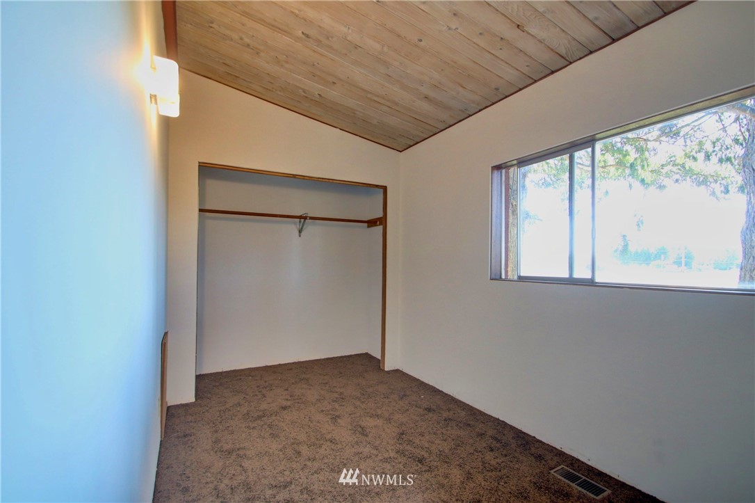 14070 River Bend Road Mount Vernon, WA 98273 - Photo 17 of 22 Gallery Image 17