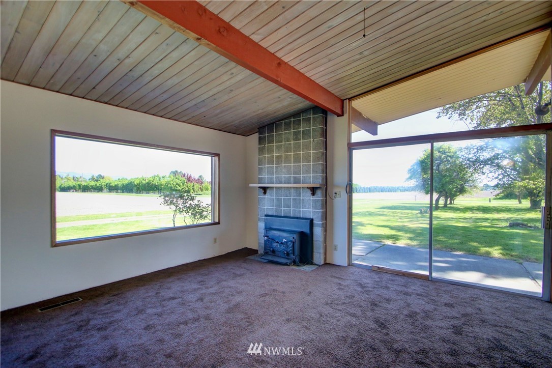 14070 River Bend Road Mount Vernon, WA 98273 - Photo 8 of 22 Gallery Image 8