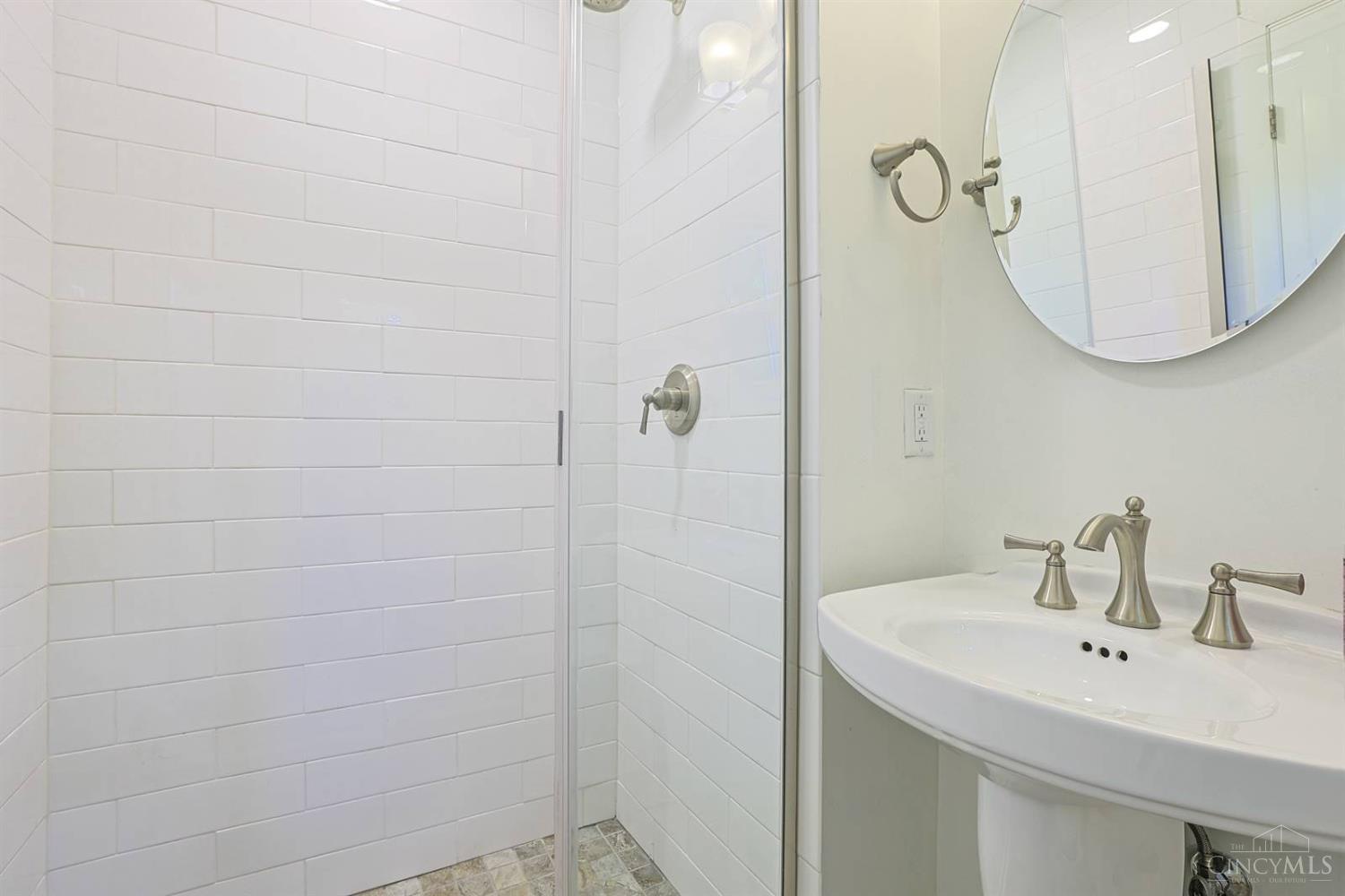 10639 Weil Road Montgomery, OH 45249 - Photo 32 of 54