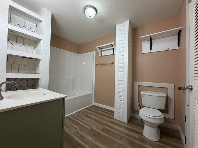 $209,900 | 101 M Street, Bedford, IN 47421