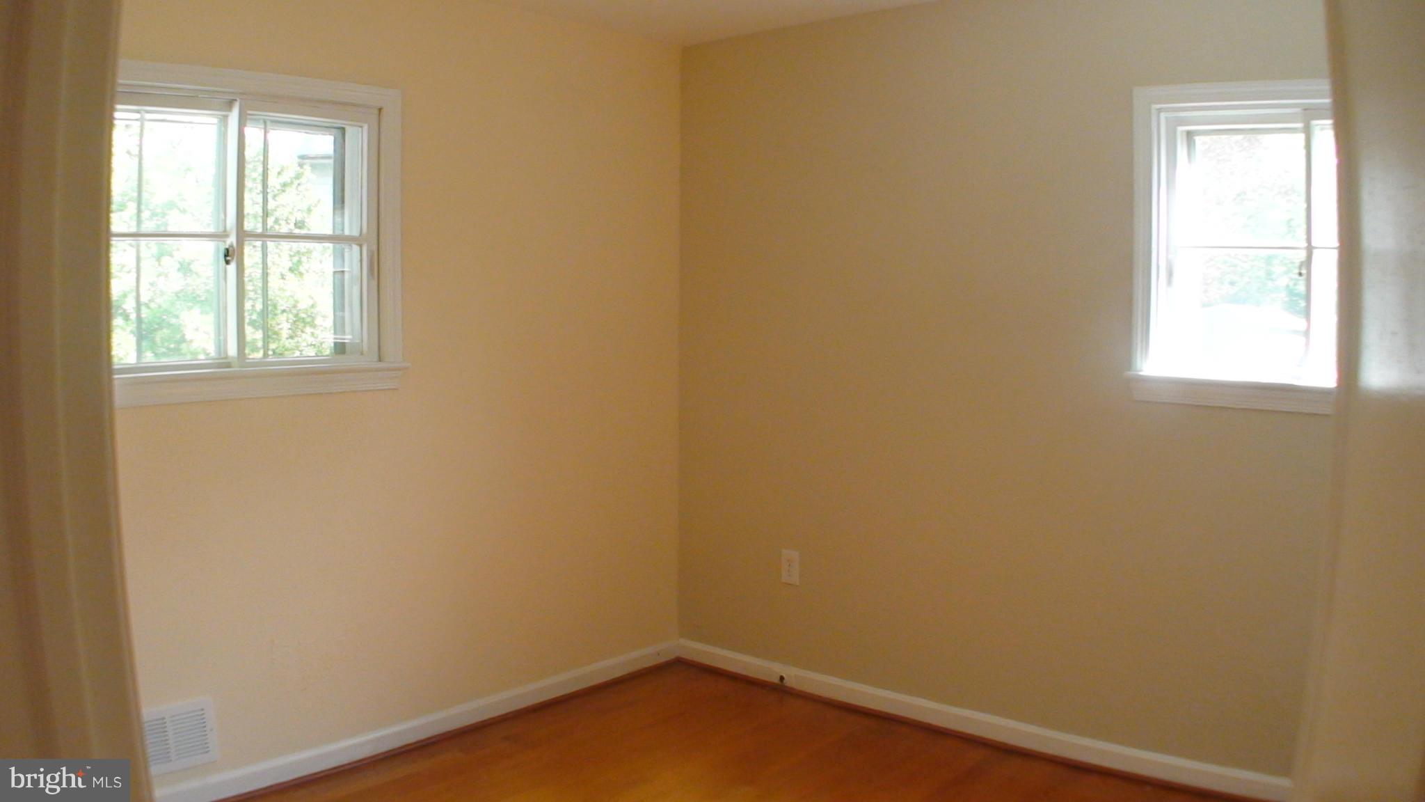 2609 Hughes Road Adelphi, MD 20783 - Photo 11 of 30 Bedroom