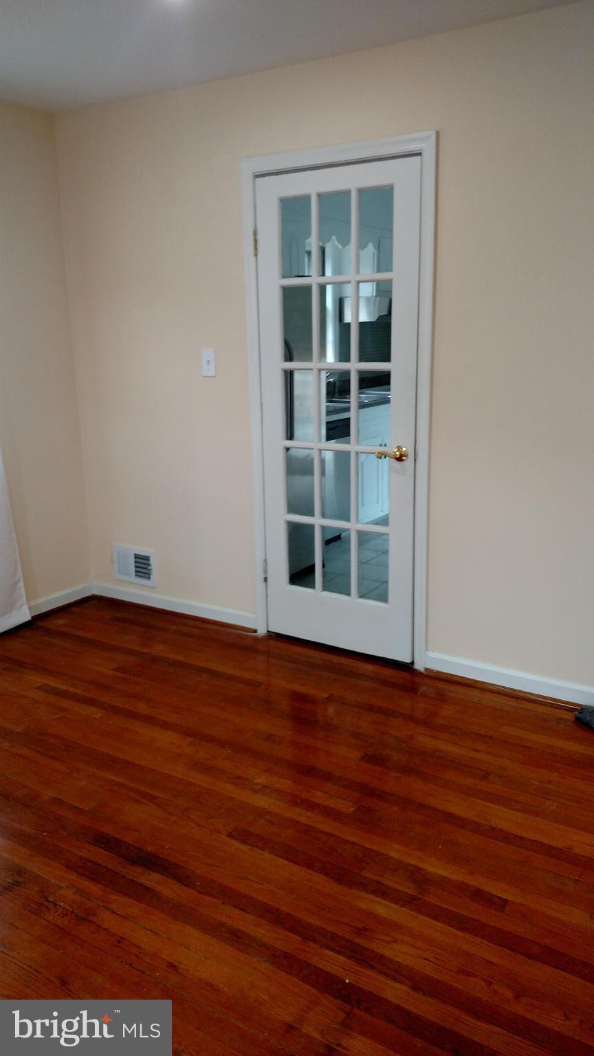 2609 Hughes Road Adelphi, MD 20783 - Photo 7 of 30 Dining Room