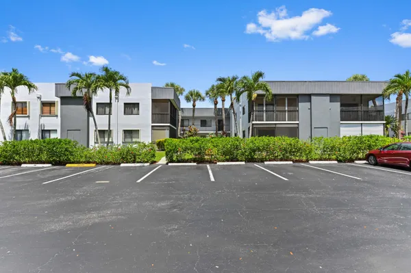 $1,500 | 15054 Ashland Way, Unit 84, Delray Beach, FL 33484