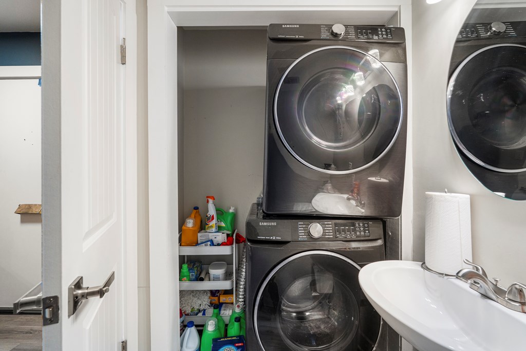 2525 Norris Road, Unit 38 Columbus, GA 31907 - Photo 24 of 27 a utility room with dryer and washer