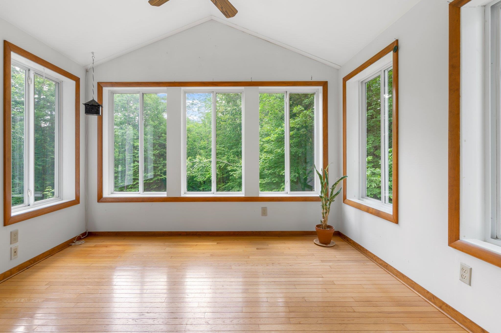 93 Bailey Road Washington, NH 03280 - Photo 8 of 29 Gallery Image 8