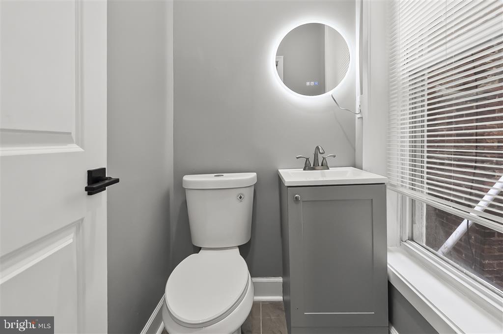 427 East 28th Street Baltimore, MD 21218 - Photo 12 of 23