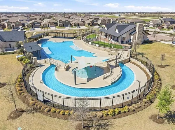 $2,400 | 1125 Southwark Drive, Fort Worth, TX 76247