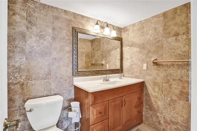 $3,000 | 1160 Hillsboro Mile, Unit 904, Hillsboro Beach, FL 33062