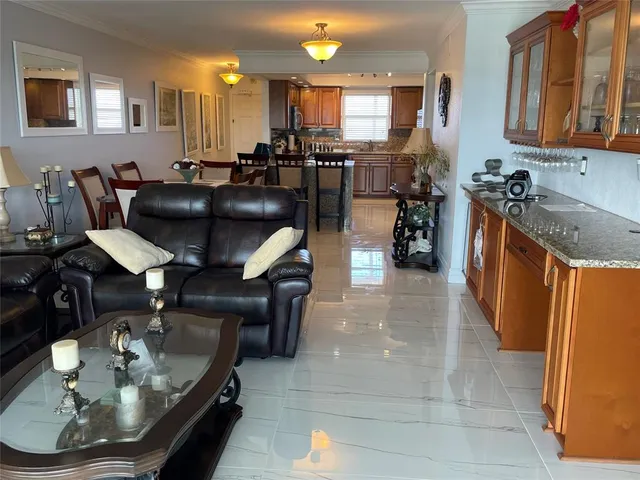 $3,000 | 1160 Hillsboro Mile, Unit 904, Hillsboro Beach, FL 33062