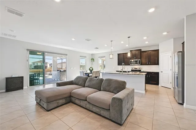 $559,900 | 10516 Chippewa Drive, Parrish, FL 34219