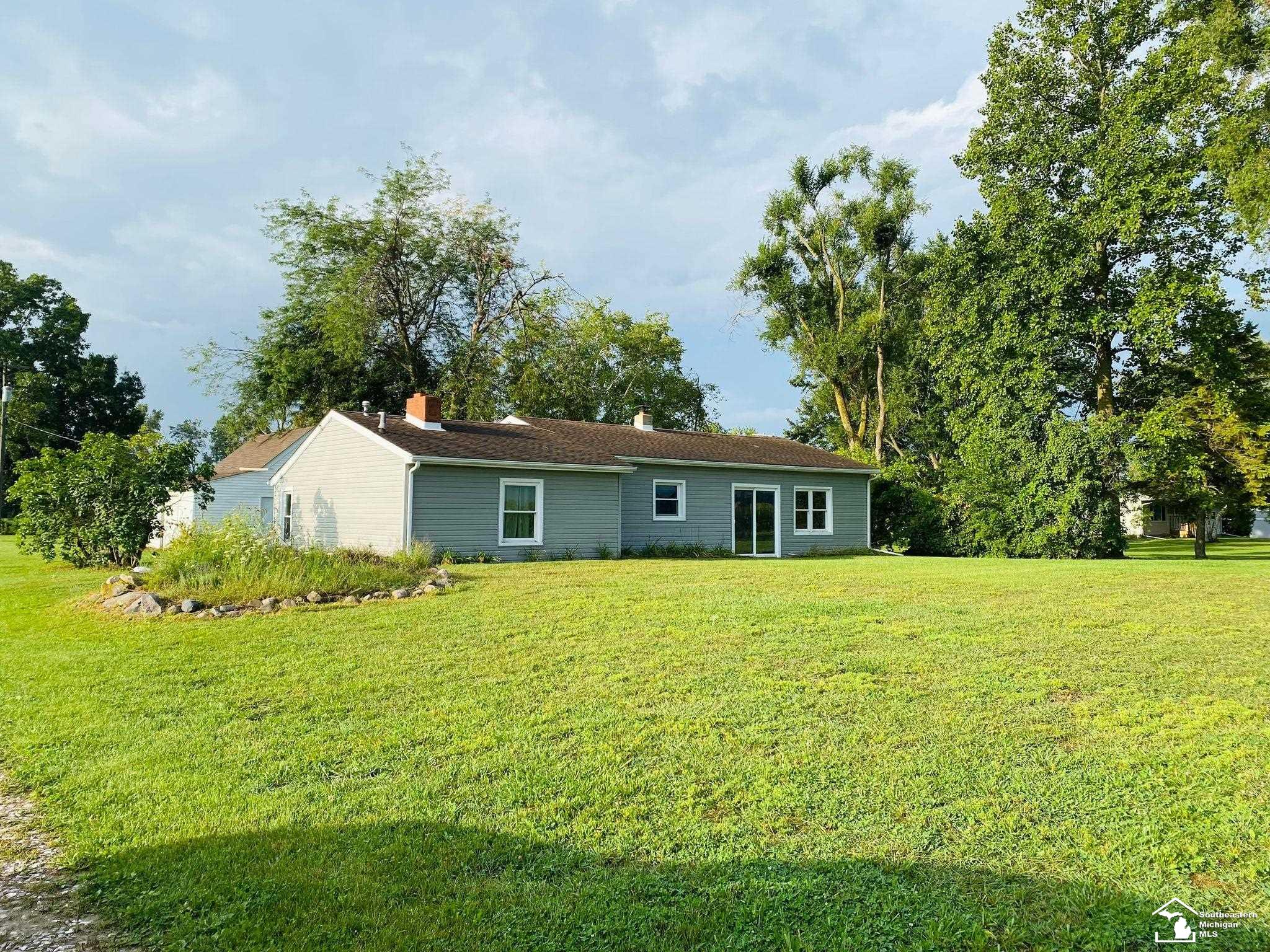 4161 Nolan Road Carleton, MI 48117 - Photo 1 of 11