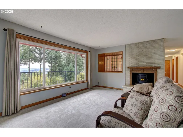 $929,000 | 32320 Northeast Ammeter Road, Washougal, WA 98671