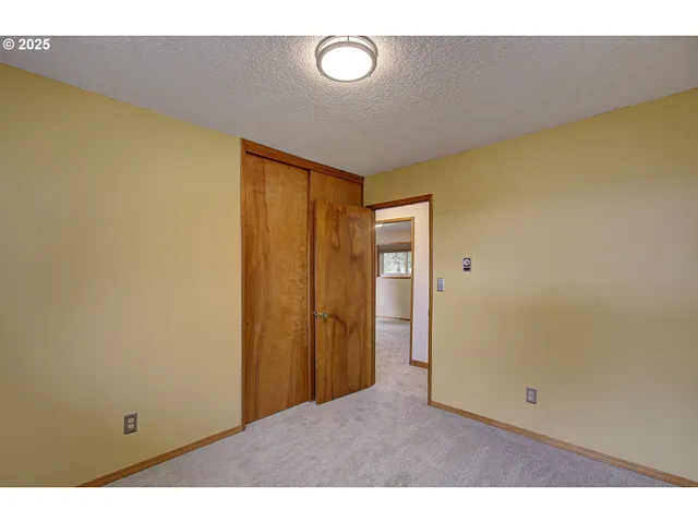 $929,000 | 32320 Northeast Ammeter Road, Washougal, WA 98671