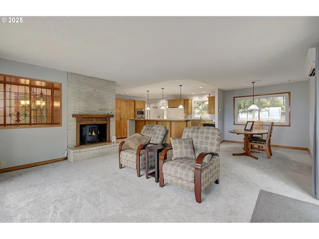 $929,000 | 32320 Northeast Ammeter Road, Washougal, WA 98671