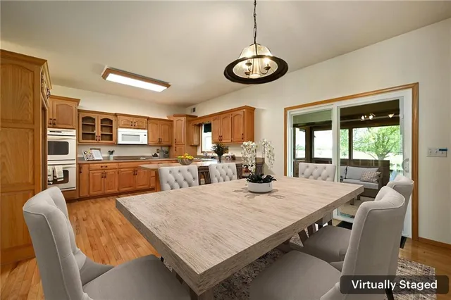 $685,000 | 36404 East County Line Road, Lone Jack, MO 64070