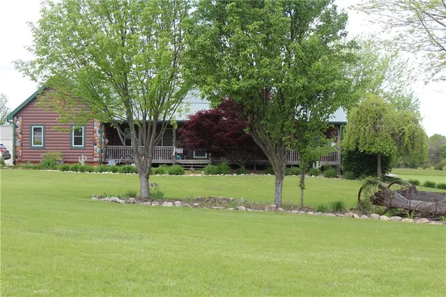 $685,000 | 36404 East County Line Road, Lone Jack, MO 64070