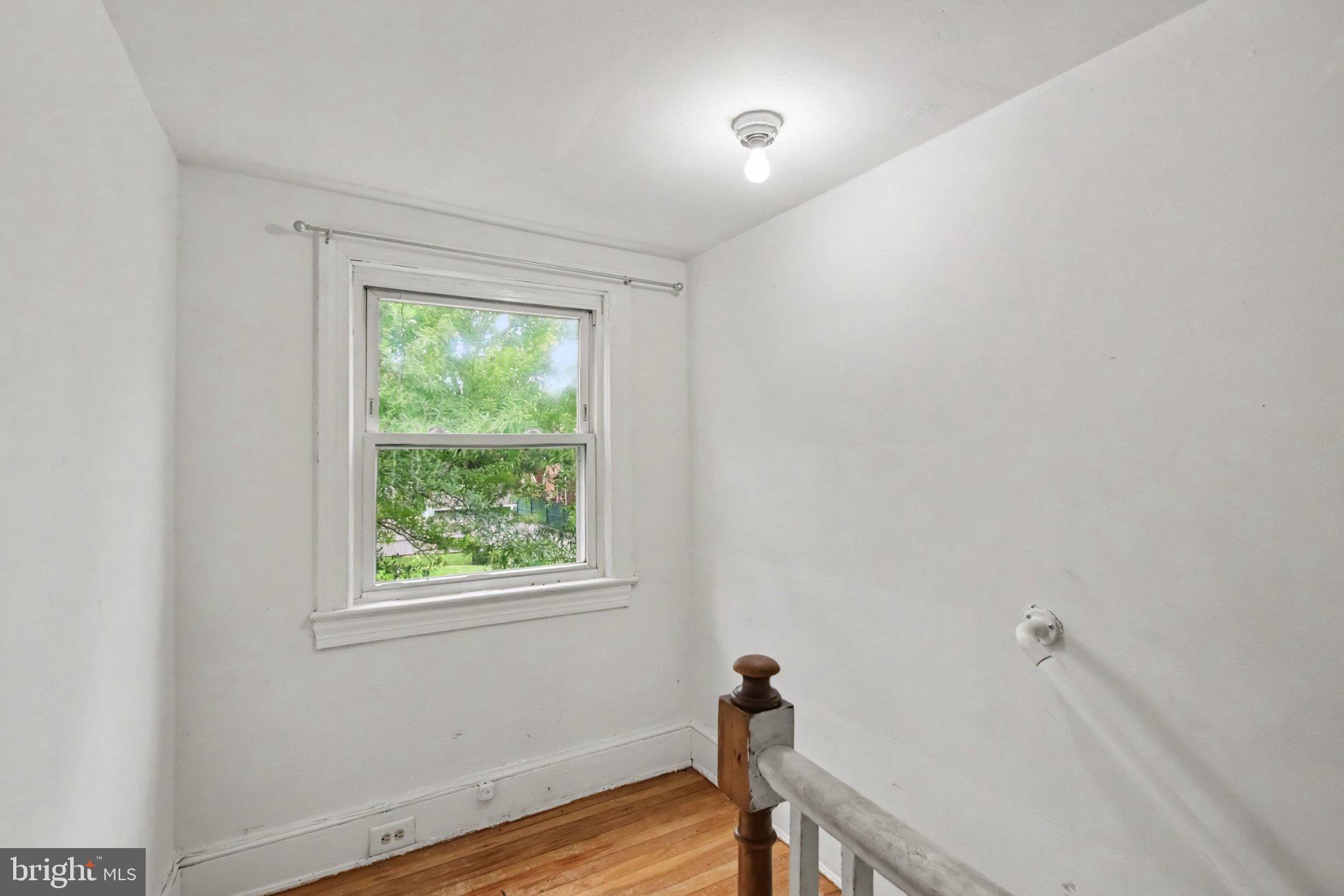 4898 Sheriff Road Northeast Washington, DC 20019 - Photo 4 of 19 Hallway