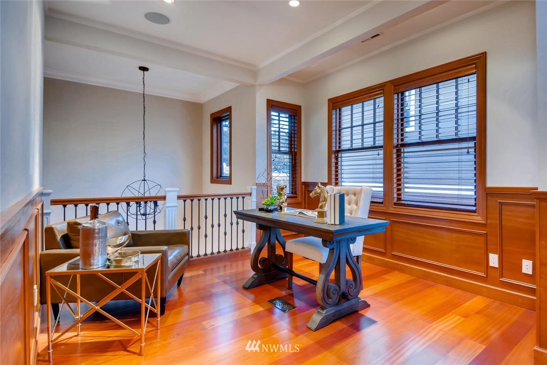 315 Ward Street Seattle, WA 98109 - Photo 13 of 25