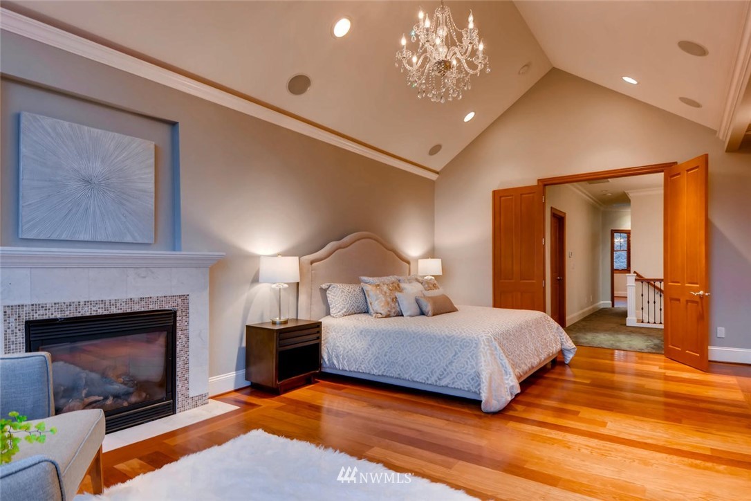 315 Ward Street Seattle, WA 98109 - Photo 15 of 25