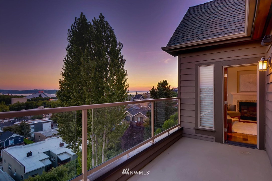 315 Ward Street Seattle, WA 98109 - Photo 17 of 25