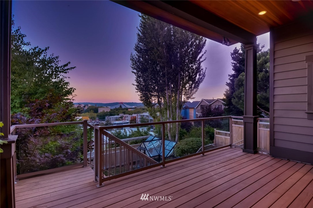 315 Ward Street Seattle, WA 98109 - Photo 20 of 25