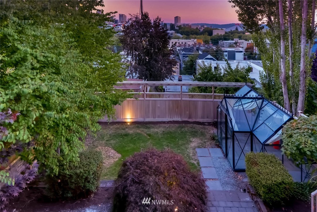 315 Ward Street Seattle, WA 98109 - Photo 22 of 25