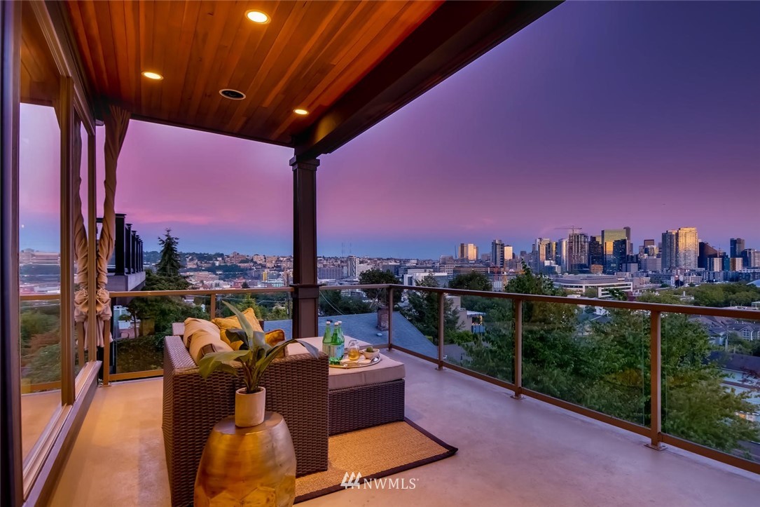 315 Ward Street Seattle, WA 98109 - Photo 6 of 25