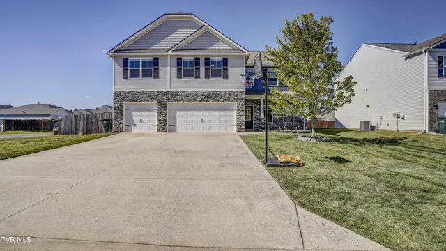$539,900 | 6775 Wildlife Circle, Piney Flats, TN 37686