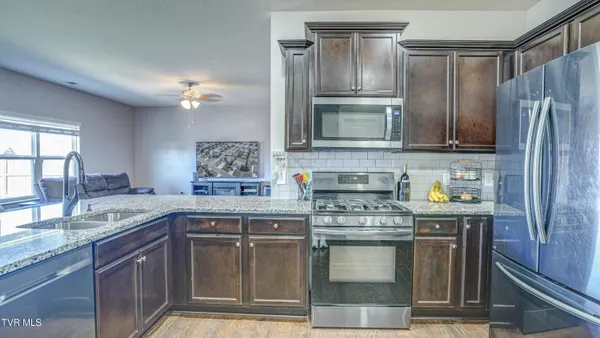 $499,900 | 6775 Wildlife Circle, Piney Flats, TN 37686