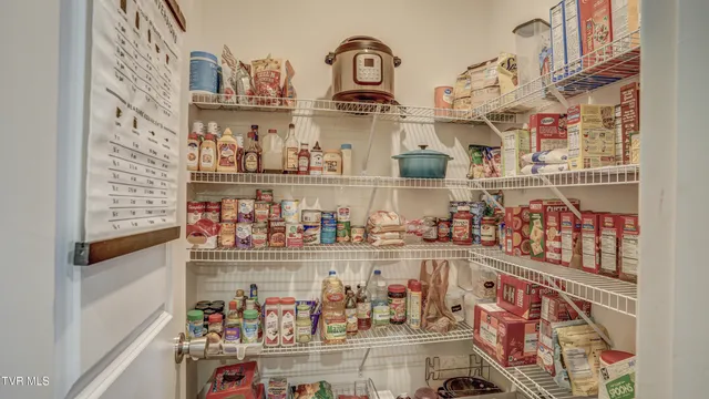 $539,900 | 6775 Wildlife Circle, Piney Flats, TN 37686