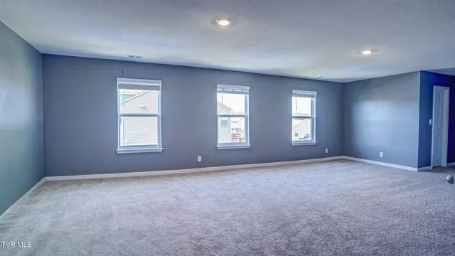 $539,900 | 6775 Wildlife Circle, Piney Flats, TN 37686