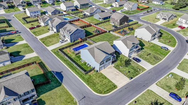 $499,900 | 6775 Wildlife Circle, Piney Flats, TN 37686