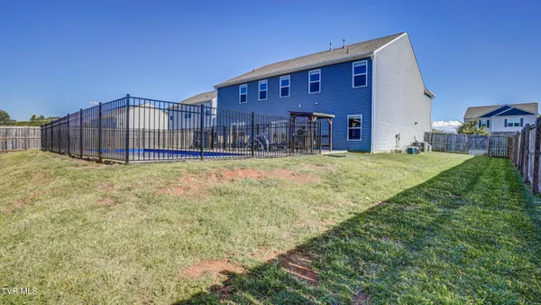 $499,900 | 6775 Wildlife Circle, Piney Flats, TN 37686