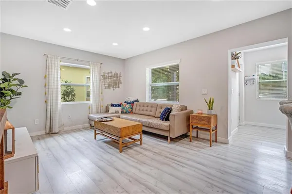 $2,975 | 1891 Oglesby Avenue, Winter Park, FL 32789