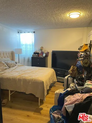 $294,000 | 8649 Sunland Boulevard, Unit 5, Sun Valley, CA 91352