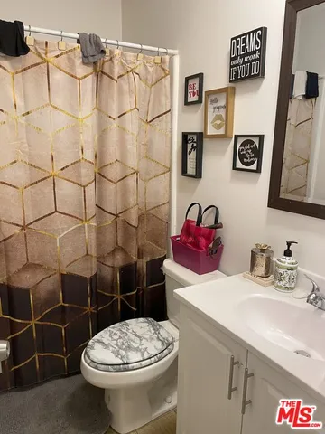 $294,000 | 8649 Sunland Boulevard, Unit 5, Sun Valley, CA 91352