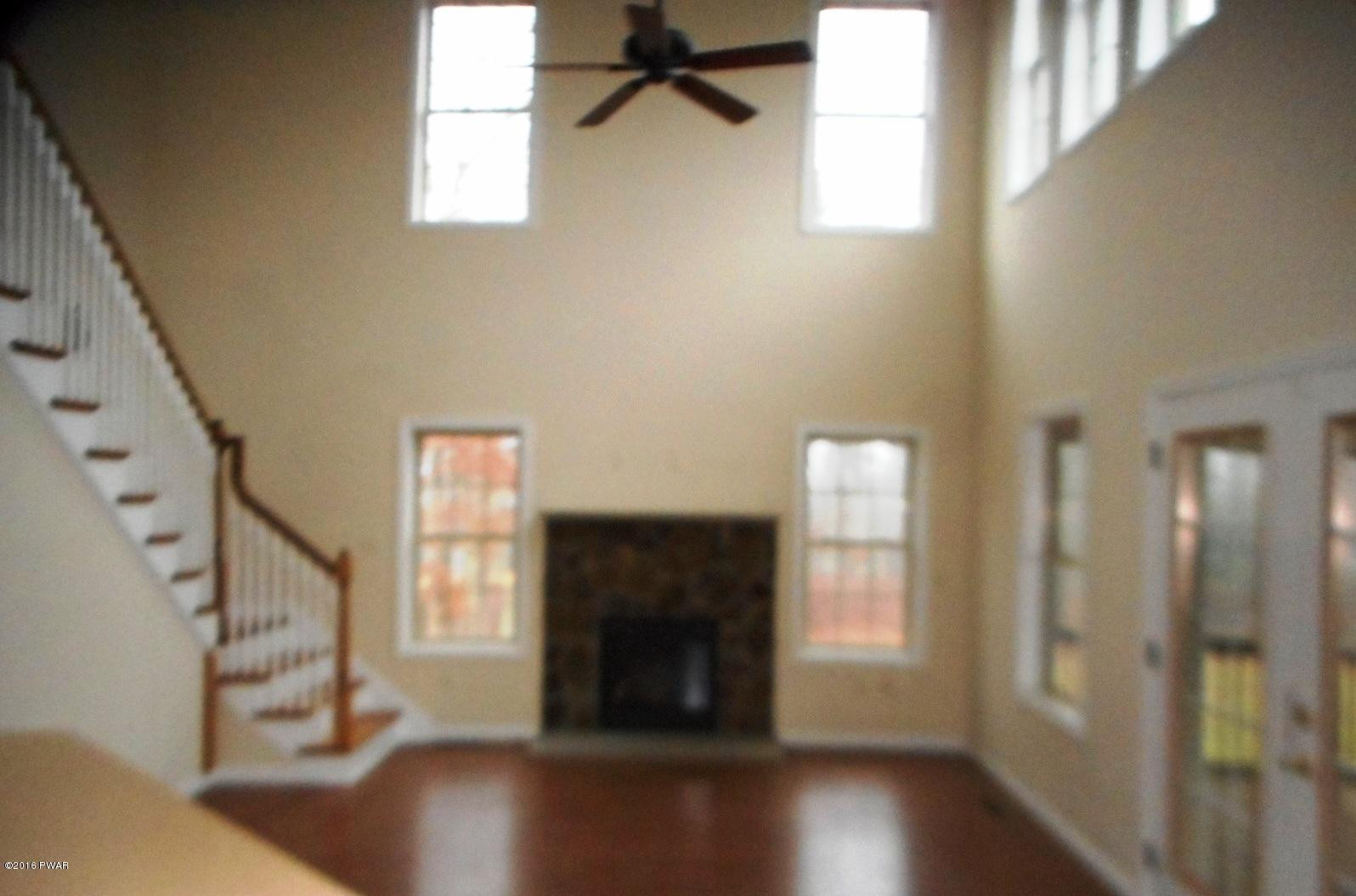 127 Hartman Hill Road Milford, PA 18337 - Photo 6 of 11